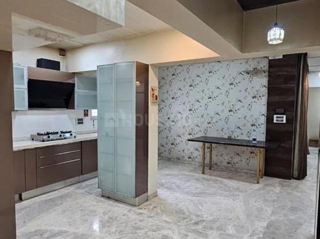 3.5 BHK Apartment in Kothrud for resale Pune. The reference number is 20054700