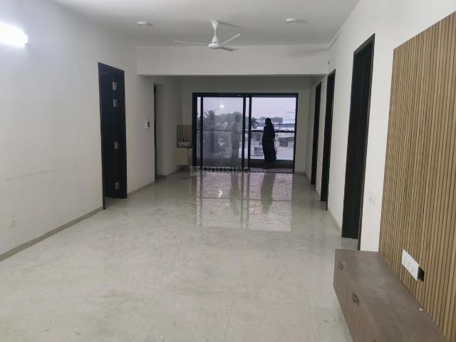 3.5 BHK Apartment in Mandaveli for rent Chennai. The reference number is 18936085