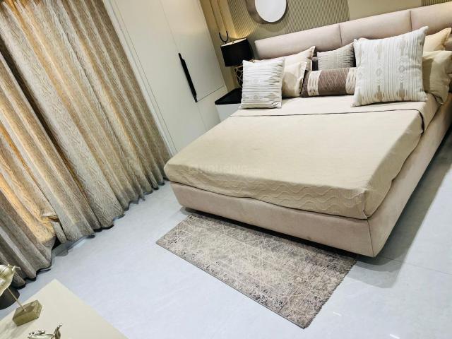 3.5 BHK Apartment in Mahurali for resale Ghaziabad. The reference number is 19360578