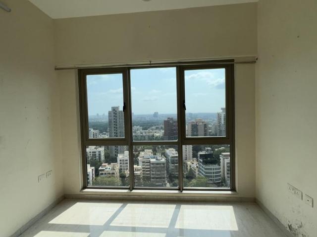 3.5 BHK Apartment in Malad West for rent Mumbai. The reference number is 20248993