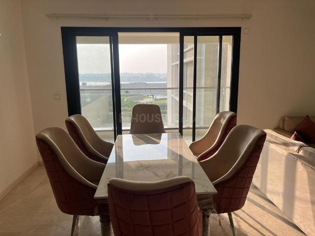 3.5 BHK Apartment in Marine Drive for rent Kochi. The reference number is 20364651