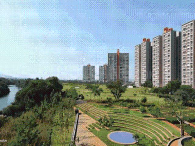 3.5 BHK Apartment in Mohammed Wadi for resale Pune. The reference number is 18512643