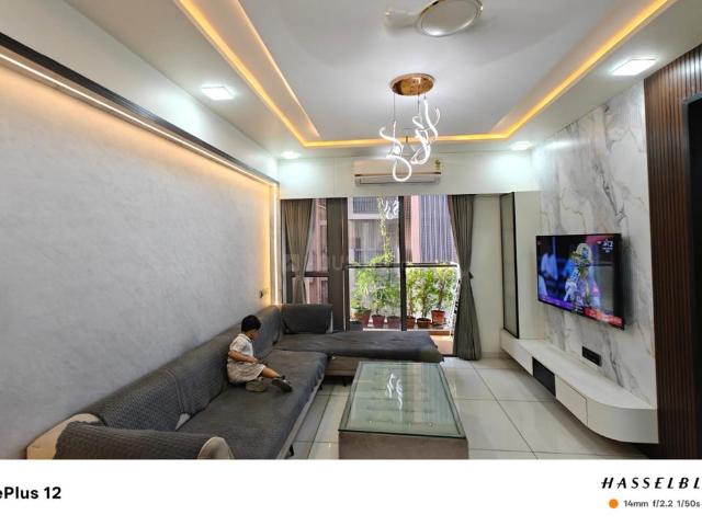 3.5 BHK Apartment in Motera for resale Ahmedabad. The reference number is 20152694