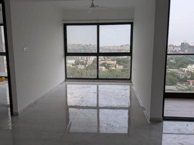 3.5 BHK Apartment in Mundhwa for rent Pune. The reference number is 20716391