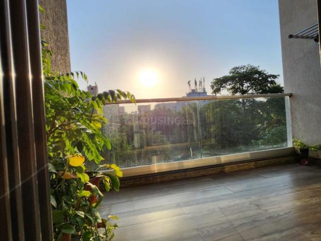 3.5 BHK Apartment in Mundhwa for rent Pune. The reference number is 20009751