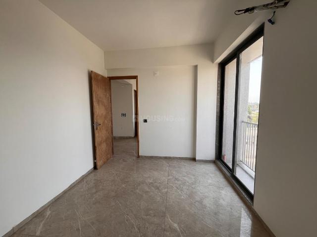 3.5 BHK Apartment in Navrangpura for rent Ahmedabad. The reference number is 20467632