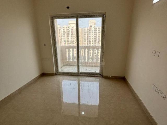 3.5 BHK Apartment in Noida Extension for rent Greater Noida. The reference number is 19983242