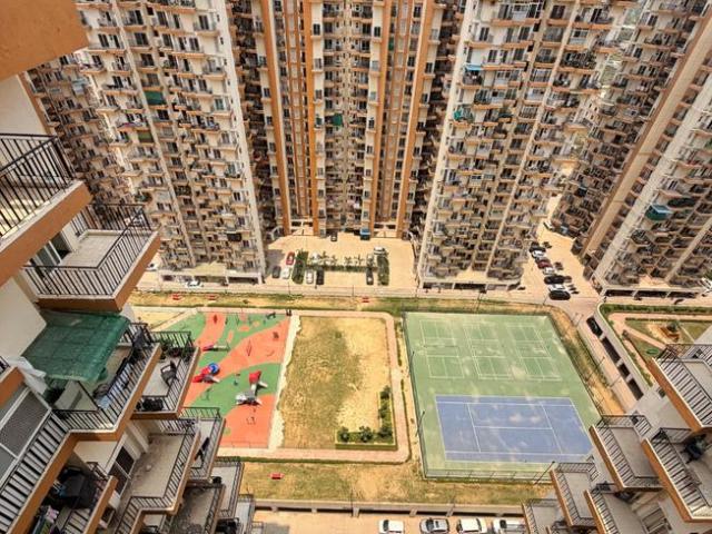 3.5 BHK Apartment in Noida Extension for rent Greater Noida. The reference number is 20497935