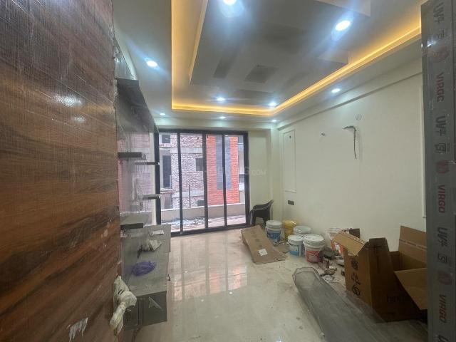 3.5 BHK Apartment in Sector 105 for resale Noida. The reference number is 19638756