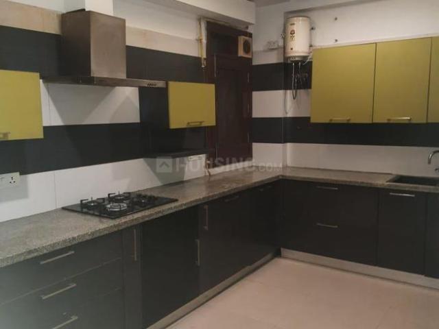 3.5 BHK Apartment in Sector 105 for resale Noida. The reference number is 19302104