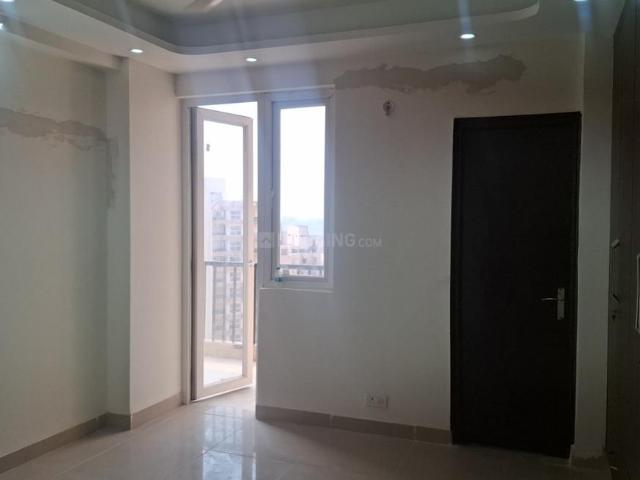 3.5 BHK Apartment in Sector 107 for rent Noida. The reference number is 20169551
