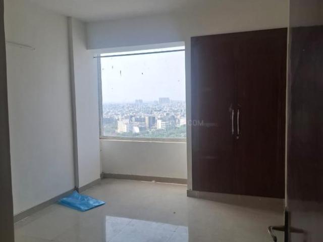 3.5 BHK Apartment in Sector 107 for rent Noida. The reference number is 20640607