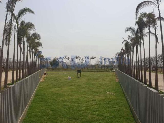 3 BHK Apartment in Sector 102 for resale Dwarka Expressway. The reference number is 17146810