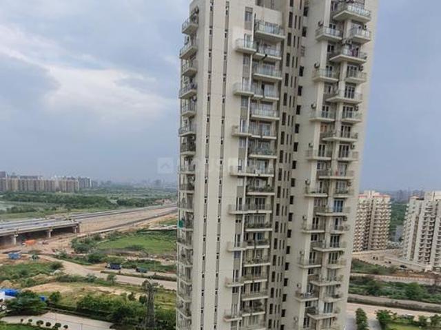 3.5 BHK Apartment in Sector 102 for resale Gurgaon. The reference number is 17538746