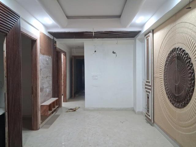 3.5 BHK Apartment in Sector 102 for resale Noida. The reference number is 20483650
