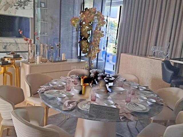 3.5 BHK Apartment in Sector 115 for resale Noida. The reference number is 18516288