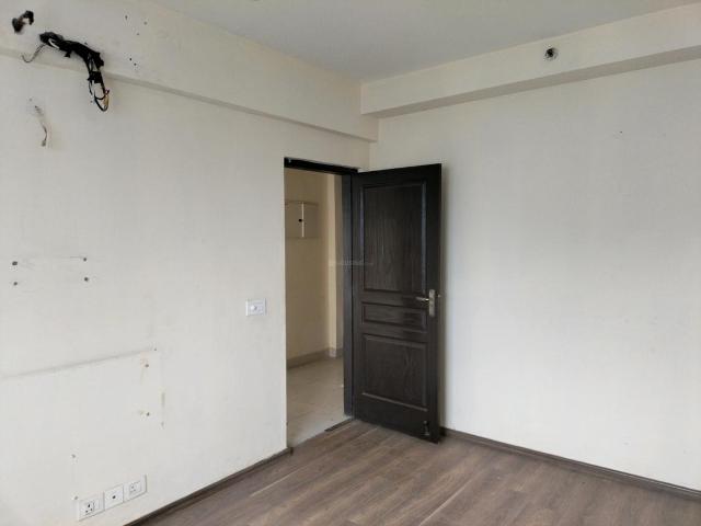 3.5 BHK Apartment in Sector 110 for rent Noida. The reference number is 20598253