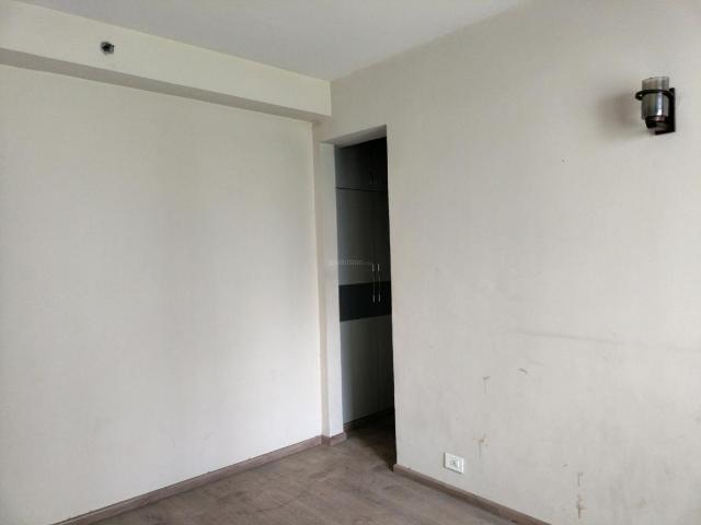 3.5 BHK Apartment in Sector 110 for rent Noida. The reference number is 20746262