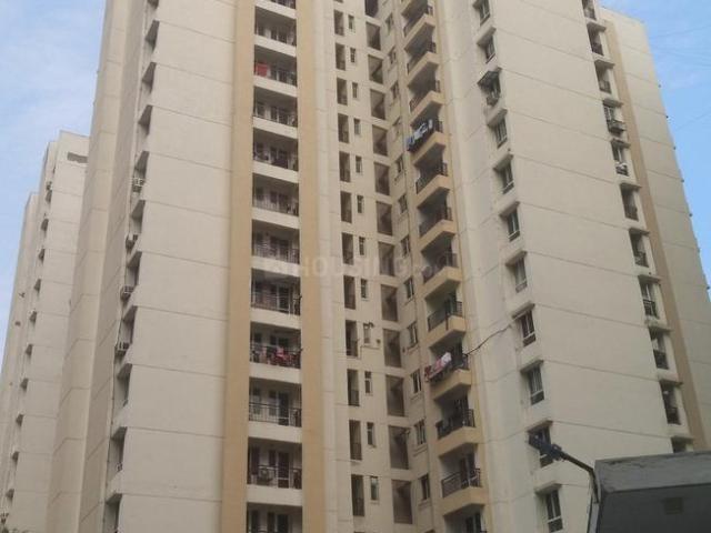 3.5 BHK Apartment in Sector 128 for resale Noida. The reference number is 19390068