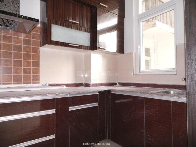 3.5 BHK Apartment in Sector 120 for resale Noida. The reference number is 19194298