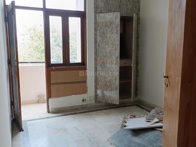 3.5 BHK Apartment in Sector 12 Dwarka for rent New Delhi. The reference number is 20824947