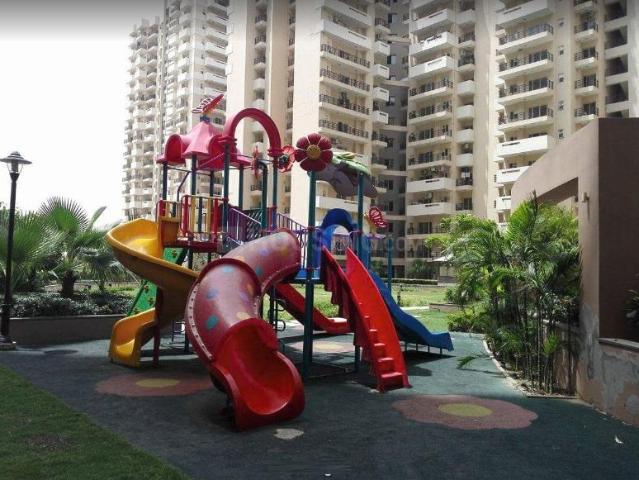 3.5 BHK Apartment in Sector 137 for resale Noida. The reference number is 16398500