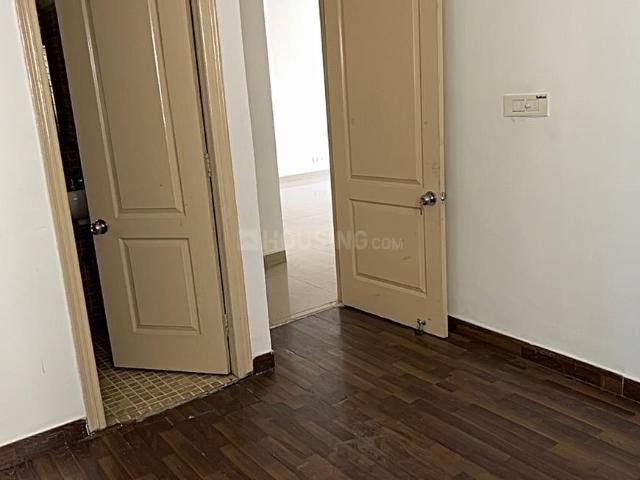 3.5 BHK Apartment in Sector 137 for resale Noida. The reference number is 19739172