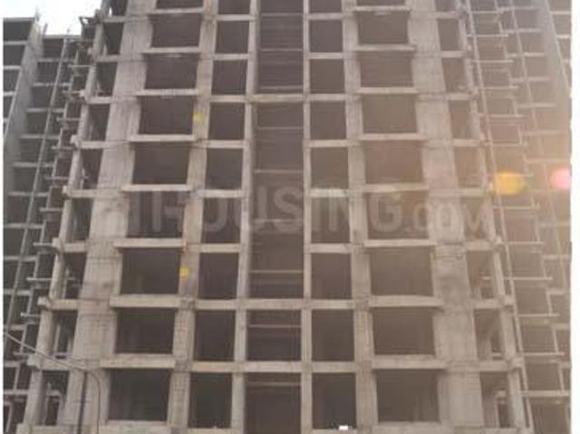 3.5 BHK Apartment in Sector 131 for resale Noida. The reference number is 19584614