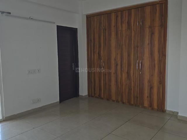 3.5 BHK Apartment in Sector 143 for resale Noida. The reference number is 19611174
