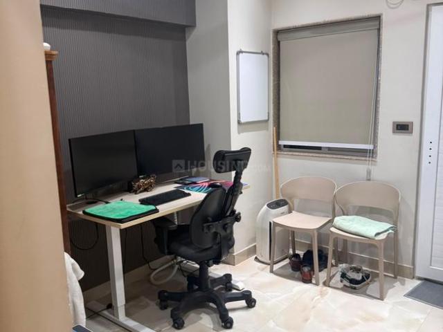 3.5 BHK Apartment in Sector 15 for resale Gurgaon. The reference number is 20799038