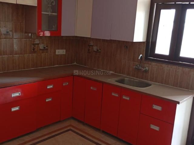 3.5 BHK Apartment in Sector 18 Dwarka for rent New Delhi. The reference number is 17544962