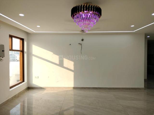 3.5 BHK Apartment in Sector 23 Dwarka for resale New Delhi. The reference number is 17493265