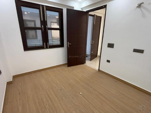 3.5 BHK Apartment in Sector 27 Dwarka for resale New Delhi. The reference number is 20623609