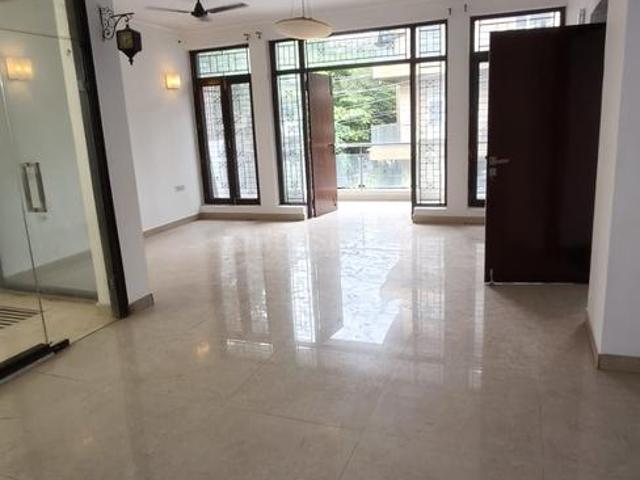 3.5 BHK Apartment in Sector 29 for resale Noida. The reference number is 20864174