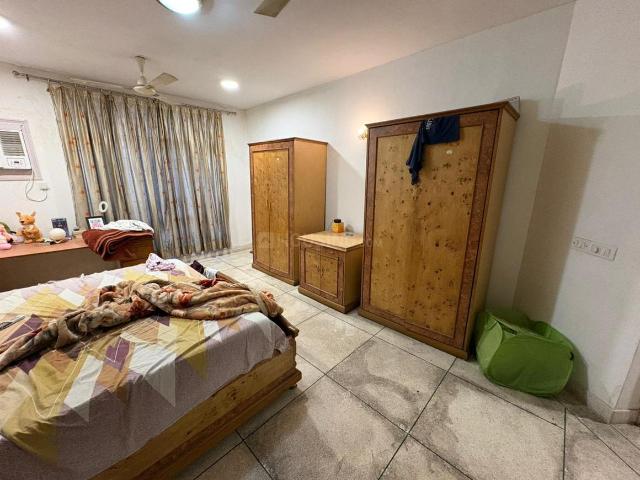 3.5 BHK Apartment in Sector 33 for rent Gurgaon. The reference number is 20250359