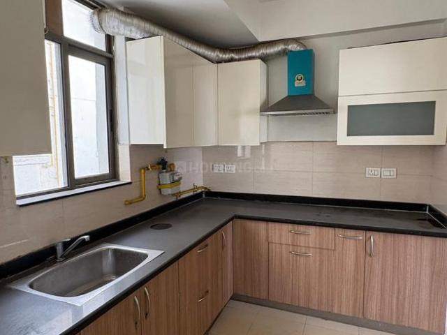 3.5 BHK Apartment in Sector 33 for rent Gurgaon. The reference number is 20862613