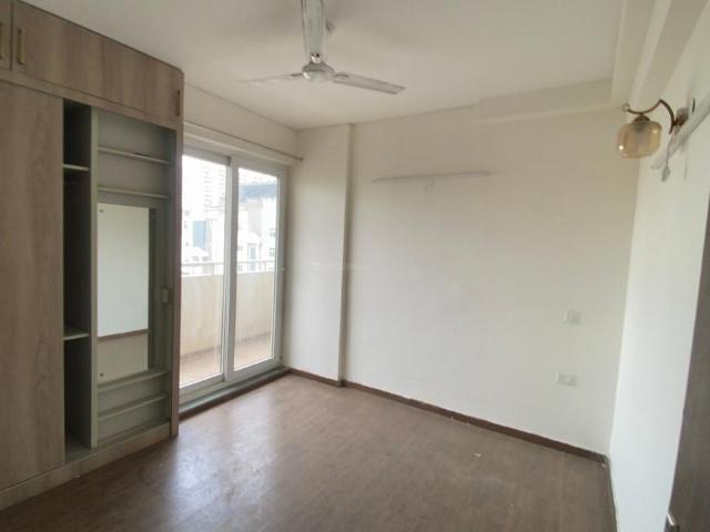 3.5 BHK Apartment in Sector 37D for rent Gurgaon. The reference number is 19953881