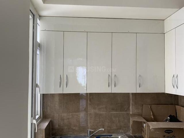 3.5 BHK Apartment in Sector 37D for resale Gurgaon. The reference number is 19323406