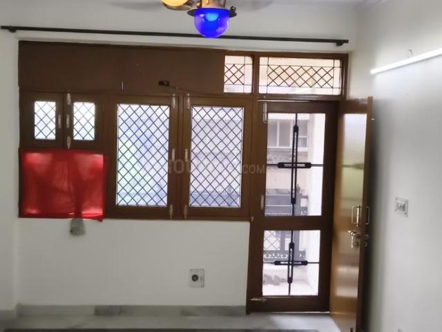 3 BHK Apartment in Sector 7 Dwarka for resale New Delhi. The reference number is 20603054