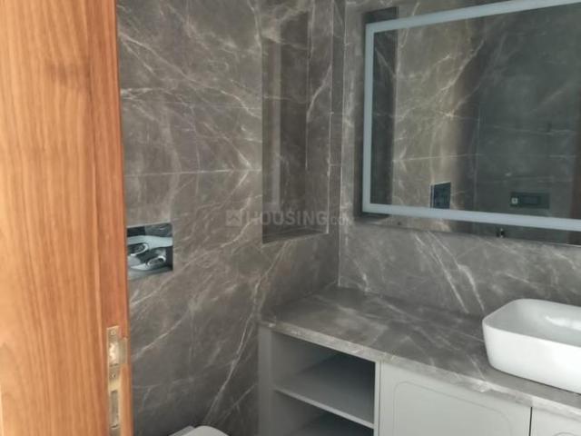 3.5 BHK Apartment in Sector 44 for rent Noida. The reference number is 19854723