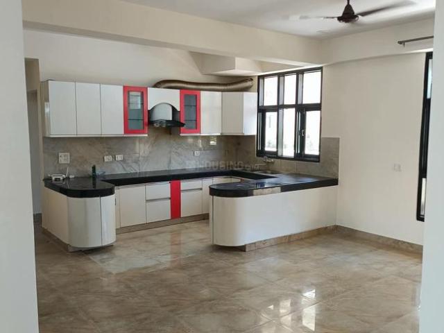 3.5 BHK Apartment in Sector 47 for rent Gurgaon. The reference number is 18591913