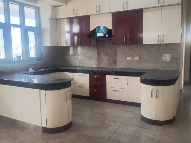 3.5 BHK Apartment in Sector 47 for rent Gurgaon. The reference number is 18650078