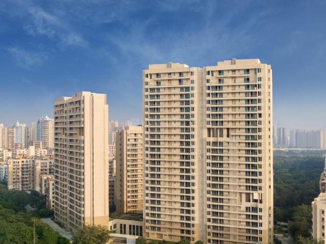 3.5 BHK Apartment in Sector 50 for rent Noida. The reference number is 20649514