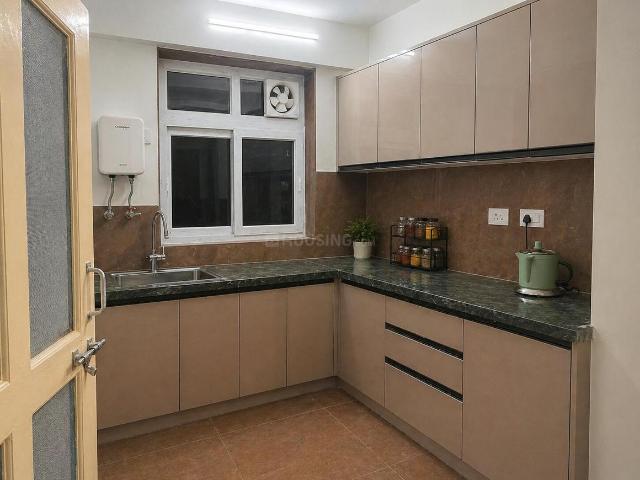 3.5 BHK Apartment in Sector 56 for rent Gurgaon. The reference number is 20135560