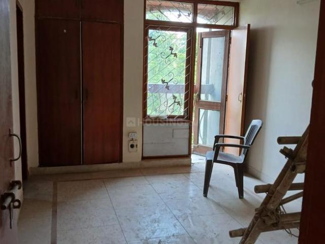 3.5 BHK Apartment in Sector 5 Dwarka for rent New Delhi. The reference number is 20475200