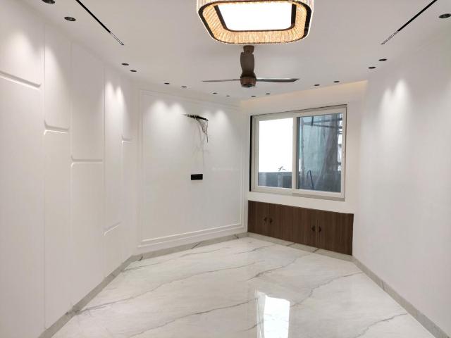 3 BHK Apartment in Sector 5 Dwarka for resale New Delhi. The reference number is 19900768