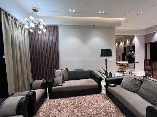 3.5 BHK Apartment in Sector 65 for rent Gurgaon. The reference number is 20126783
