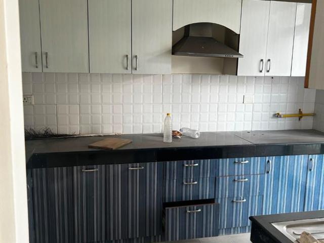 3.5 BHK Apartment in Sector 66 for rent Gurgaon. The reference number is 20466808