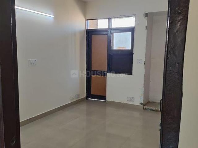 3.5 BHK Apartment in Sector 6 Dwarka for resale New Delhi. The reference number is 20249323