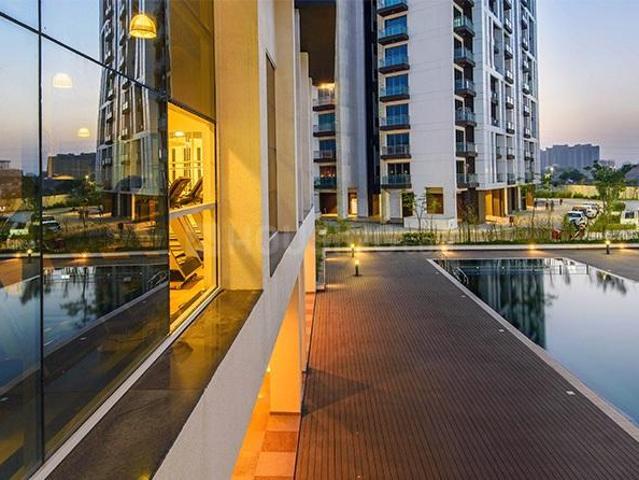 3.5 BHK Apartment in Sector 72 for rent Gurgaon. The reference number is 19245674
